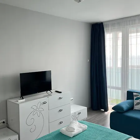 Апартамент Lazur Sea 2bd Бургас