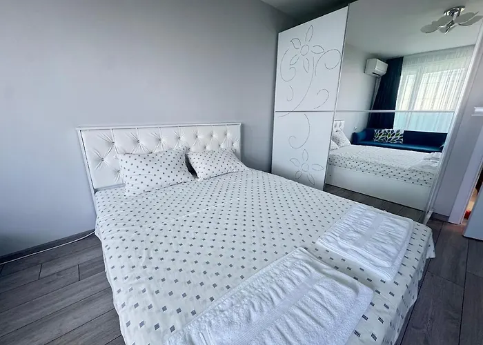 Lazur Sea 2bd Apartamento *